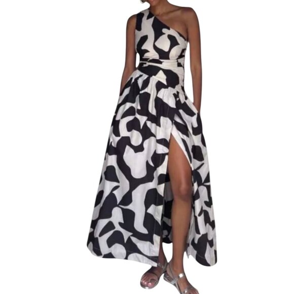 Abercrombie & Fitch Dresses & Skirts - Abercrombie & Fitch Fiore one shoulder maxi cut out dress sz M